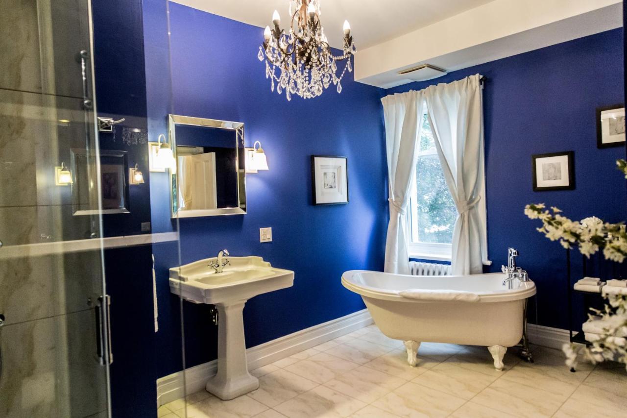 Manoir Becancourt Hotel 3*