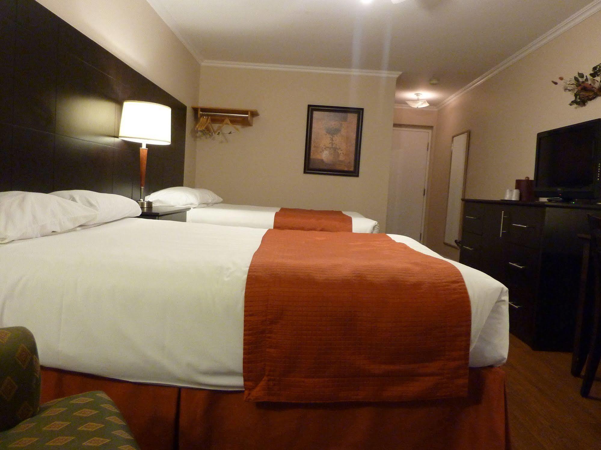 Manoir Becancourt Hotel